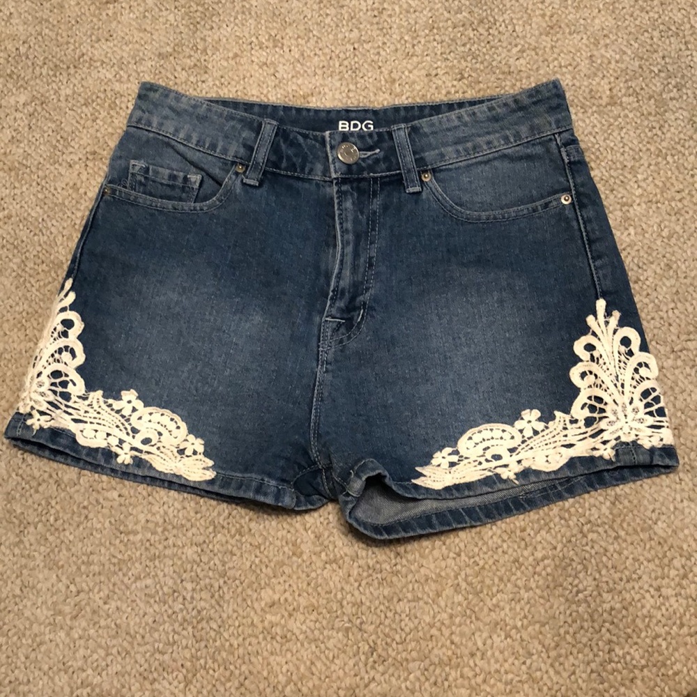Urban Outfitter Crotchet sides shorts